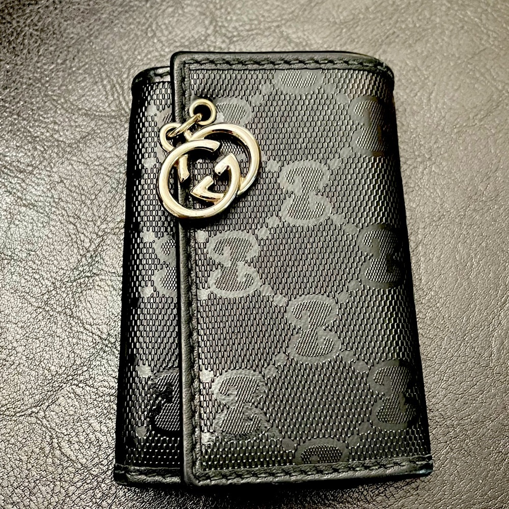 Gucci 6-key Leather key case
